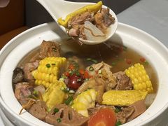 -江城小馆陕南妈妈菜·全球旅行餐厅(钟楼店)