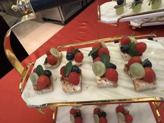 -圣丰索菲特·2 On 988 Café 自助餐厅