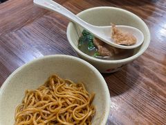 -何太太馄饨面铺(大浒东苑店)