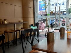 大堂-张正麻辣串(宿州路店)