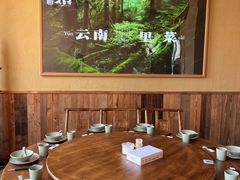 -七步香云南山里菜(昆明老街店)
