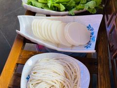-亿诣蝎府炸酱面羊蝎子火锅(酷车小镇店)