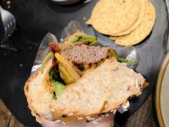 -HIGH FIVE哈福手工汉堡(桂林路店)