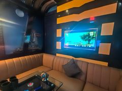 -V-SHOW主题KTV(新城店)