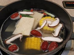 清汤营养锅底-呷哺呷哺(新世界百货望京店)