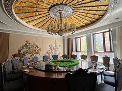 -哈啾嗨·新概念蒙餐(红星新城店)