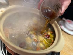 -邹开喜·炭炉鸡煲·海鲜火锅(虹口足球场店)