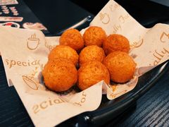 岩烧鱼蛋-8锅臭臭锅·正宗台湾小火锅(中心五路店)