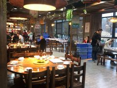 大堂-漳河青花椒鱼头火锅