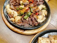 -老东镇啤酒屋海鲜加工·蒸汽海鲜·海鲜烧烤(台东店)