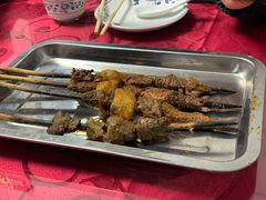 红柳牛肉串-煲来饱去冷水鱼
