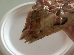 -城市大道红炉披萨烘焙坊