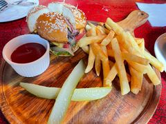 -羽深肉铺 Steak & Wine