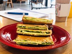 咖椰吐司-HELLO 27 意面·沙拉·帕尼尼