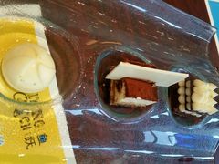 甜品塔3款-香格里拉鱼跃地中海西餐厅·牛排披萨