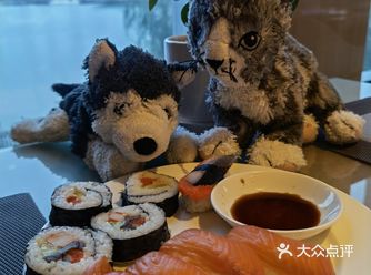 可以看湖景的海鲜自助餐