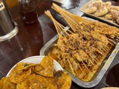 冷锅串串荤-小街天府