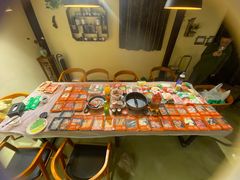 -小草屋轰趴馆别墅派对新场团建家庭聚会