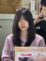 -一東造型烫发染发