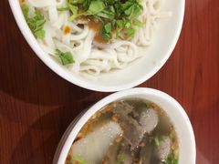 -阿波潮汕牛肉火锅·汤粉面(拱北店)