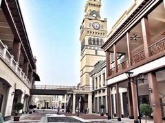 -王府井奥莱临潼小镇(临潼店)