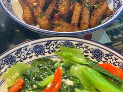 -蜗牛小馆醉乡民谣云南菜(惠新西里店)