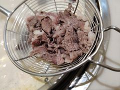 -左庭右院鲜牛肉火锅(浦江欢乐颂店)