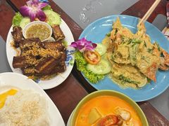 -Ed's Eating House - Family Restaurant