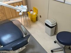 -上海仁爱医院口腔科 · 种植