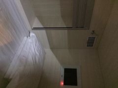 栖游青年旅馆太空舱胶囊公寓-栖游青年旅舍(华强北地铁站店)