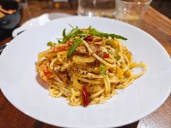 蒜香金枪鱼面-六月花园咖啡馆(中关村东路店)