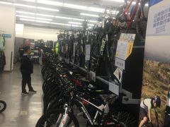 -迪卡侬(鲁泰大道店)