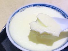 冻双皮奶-百花传统甜品店(原址店)