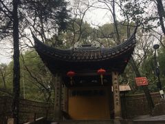 -灵岩山风景区