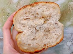 全麦核桃乳酪包-好利来(光华中心店)