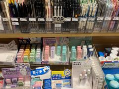 -九木杂物社(凯德大峡谷店)