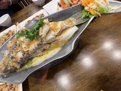 -两兄弟Song Pee Nong(2号店)