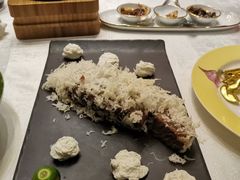银丝香酥牛小排-东海朗廷酒店-唐阁T’ANG COURT 中餐厅