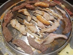 -哈哈碳都·牛肋条无限自助烤肉(台江万达店)