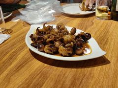 -嗨辣小聚·盘锦河蟹·海鲜烧烤龙虾(盘锦十年好店)