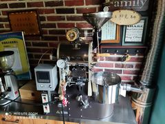 -初见咖啡(青大路店)