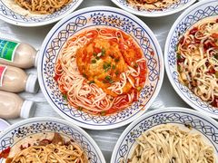 -李与白包子铺(桐梓林店)