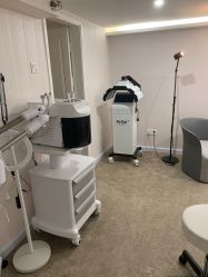 -JNK皮肤管理中心