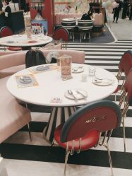 -奈尔宝家庭中心·亲子餐厅(鄞州万达店)