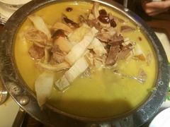 -宣威山野人家·云南菜·菌火锅(金碧店)