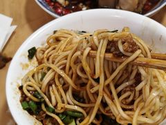 -明红蹄花(糍粑店街店)