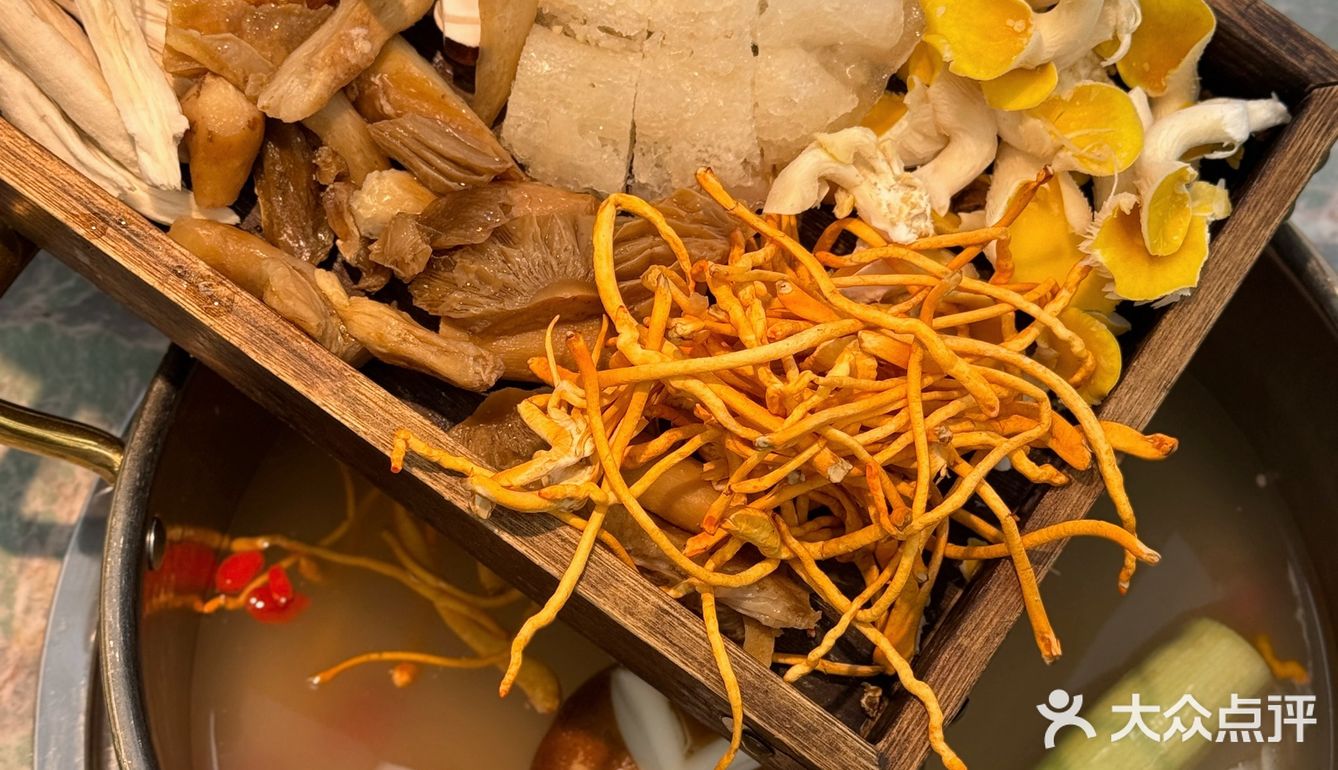 西双版纳｜这家野生菌火锅后劲真是太大了