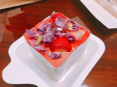 西瓜草莓-EVERNAKED裸蛋糕(SOHO天山店)