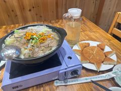 -乡土特色.冷锅鱼.牦牛肉汤锅