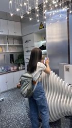 -Tloml salon